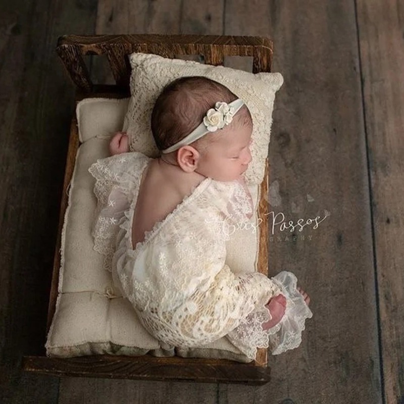 Lace Bell Bottom Onesie 1 Set  - đánh giá và giá Baby Clothing Country